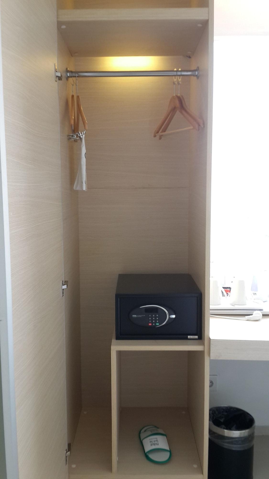 Zuri Express Mangga Dua Hotel Jakarta Kültér fotó