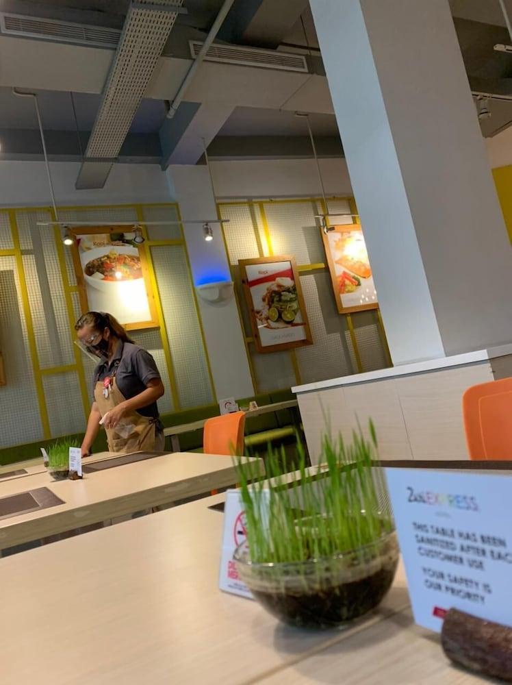 Zuri Express Mangga Dua Hotel Jakarta Kültér fotó