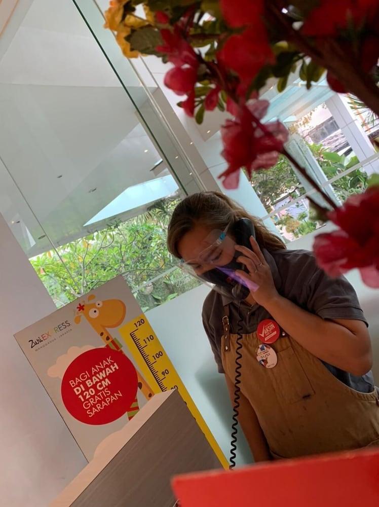 Zuri Express Mangga Dua Hotel Jakarta Kültér fotó