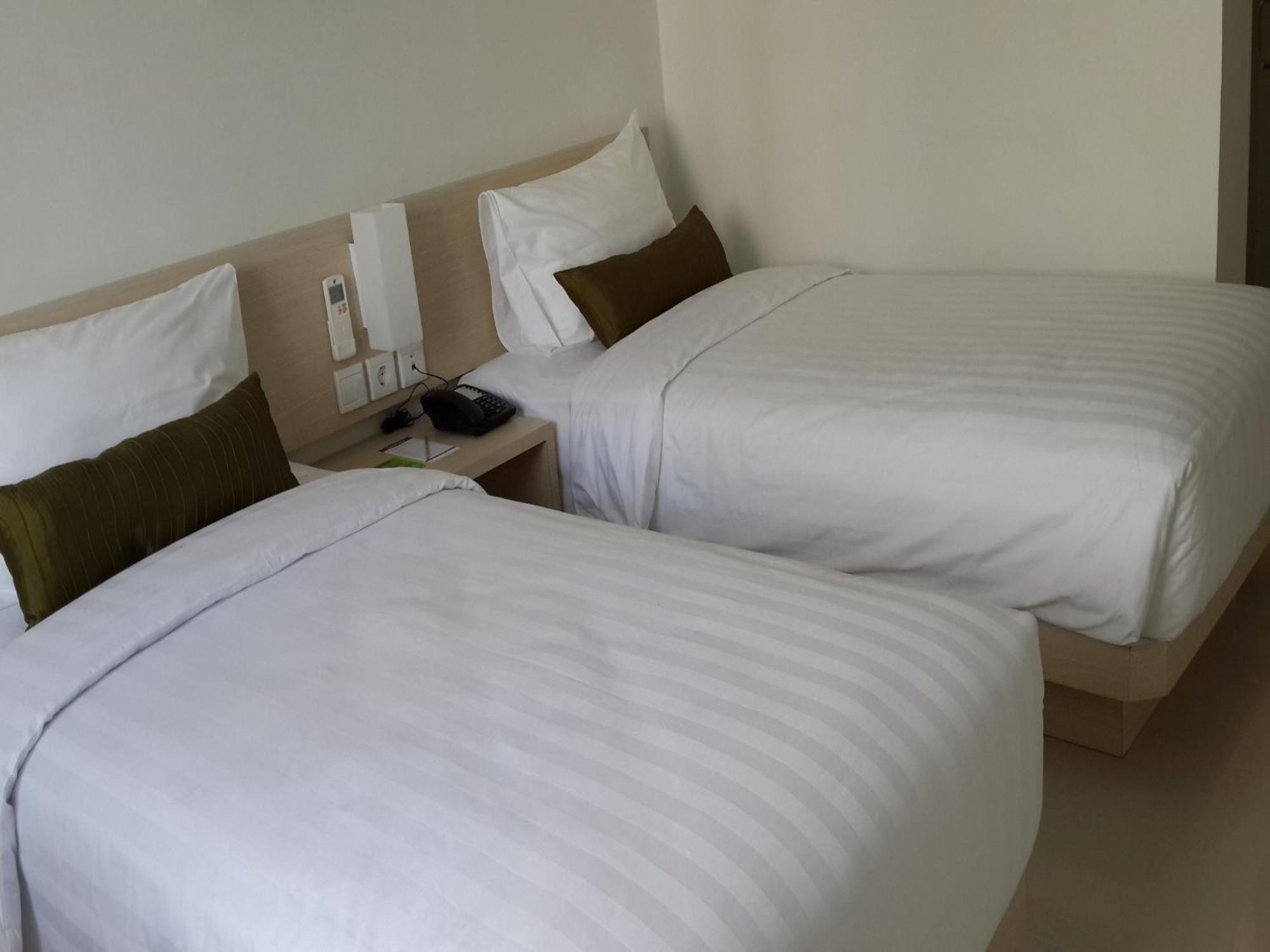 Zuri Express Mangga Dua Hotel Jakarta Szoba fotó