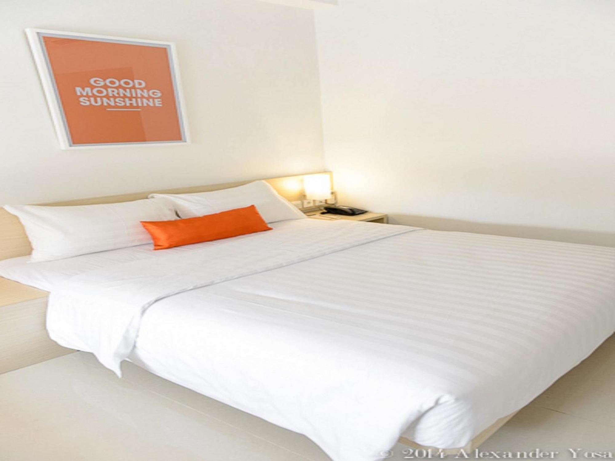 Zuri Express Mangga Dua Hotel Jakarta Szoba fotó